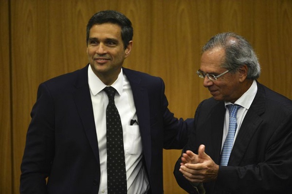 NOTA DE POSICIONAMENTO | Fenafisco pede renúncia de Paulo Guedes e Campos Neto