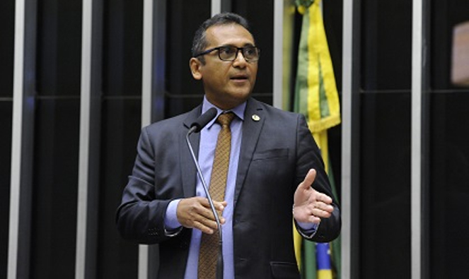 Ao ministro Paulo Guedes, sem carinho