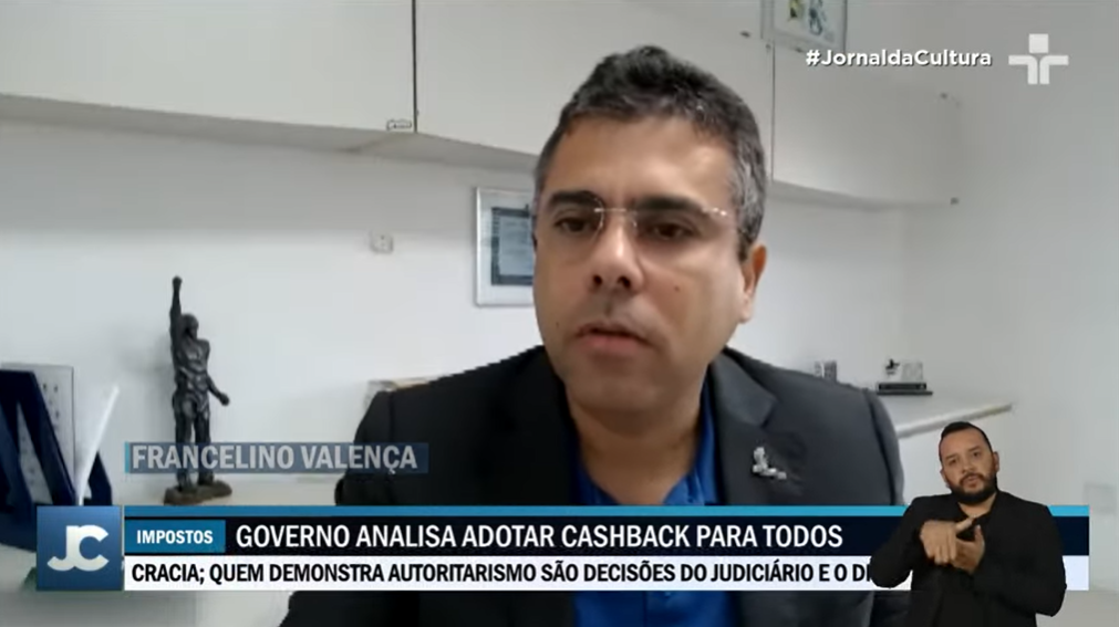 Presidente Francelino Valença dá entrevista sobre proposta do cashback no pacote da Reforma Tributária