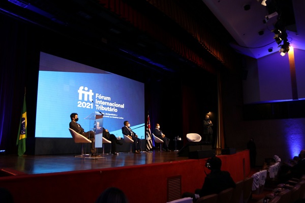 FIT 2021 | Painel discute perspectivas da reforma tributária brasileira à luz da experiência internacional
