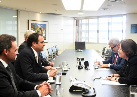 Caixa Econômica sinaliza interesse na “compra” da folha de pagamento do governo estadual