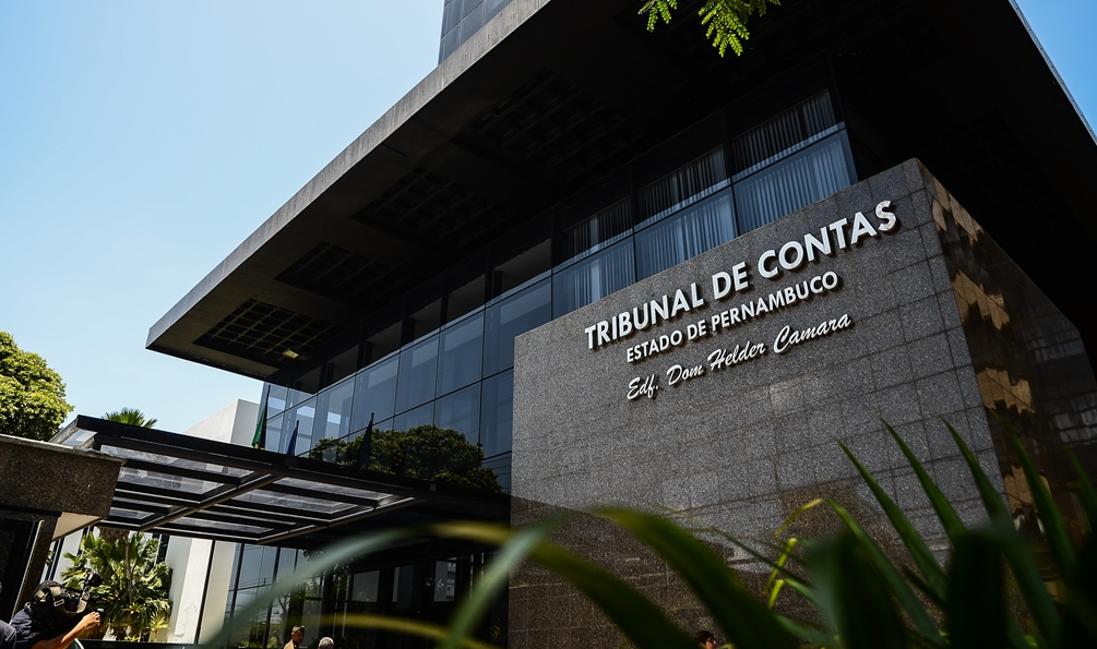 TCE-PE define novas regras de transparência nas contratações durante a pandemia