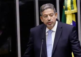 Lira adia votação da reforma administrativa:  “Não podemos errar no placar”