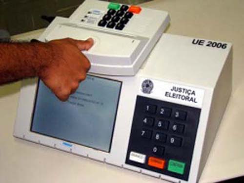 TRE prepara Recife para voto biométrico