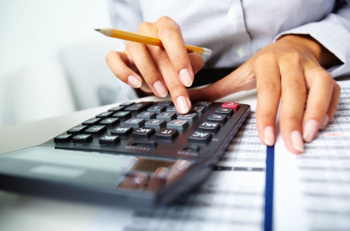 Mercado prevê Selic a 13,25% e queda de 1% do PIB