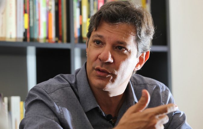 Indicação de Haddad na Fazenda e riscos fiscais da PEC criam tensão no mercado