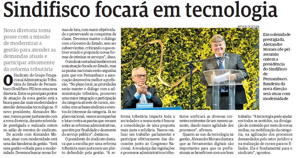 Posse é noticiada pelos jornais pernambucanos