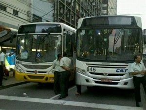 Dia de mais sufoco para os passageiros