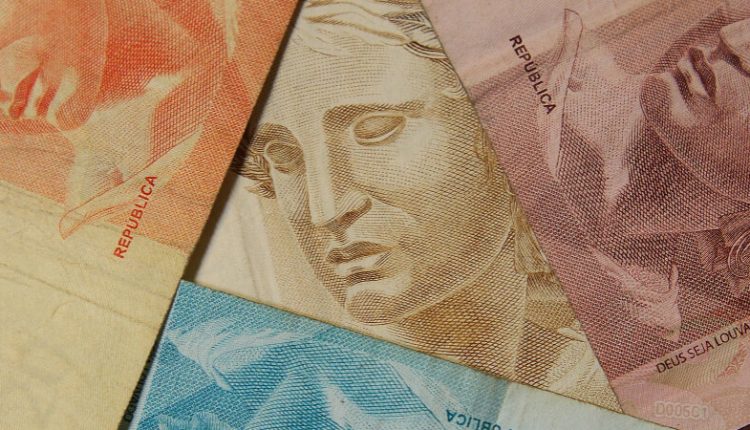 Em 17 dias de campanha, presidenciáveis gastam R$ 19,7 milhões do Fundão