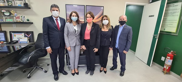 Fenafisco recebe visitas de cortesia de autoridades