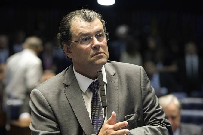 Reforma tributária: relator sugere avaliação de incentivos fiscais a cada cinco anos