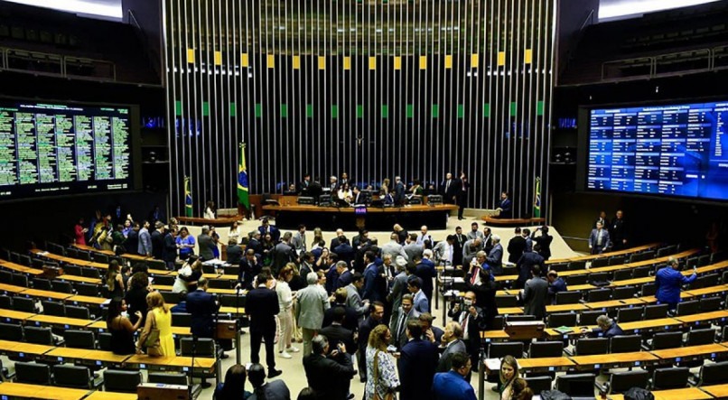 Reforma tributária deve deixar conta de água mais cara