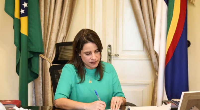 Redução do IPVA de Raquel Lyra soma R$ 504 milhões em economia para motoristas em Pernambuco